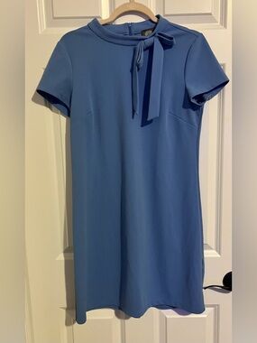 Vince Camuto Blue Tie-Neck Shift Dress